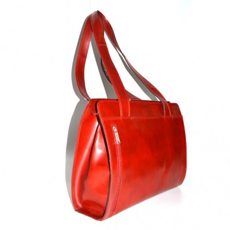 ΕΠΑΓΓΕΛΜΑΤΙΚΗ ΔΕΡΜΑΤΙΝΗ ΓΥΝΑΙΚΕΙΑ ΤΣΑΝΤΑ 