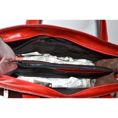 ΕΠΑΓΓΕΛΜΑΤΙΚΗ ΔΕΡΜΑΤΙΝΗ ΓΥΝΑΙΚΕΙΑ ΤΣΑΝΤΑ 