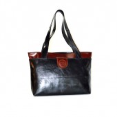 ΕΠΑΓΓΕΛΜΑΤΙΚΗ ΔΕΡΜΑΤΙΝΗ ΤΣΑΝΤΑ (L)