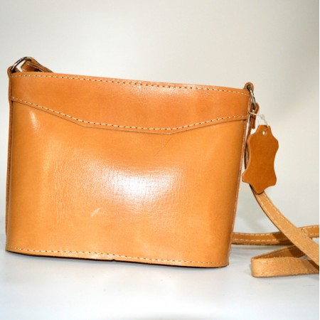 ΧΙΑΣΤΙ ΔΕΡΜΑΤΙΝΗ ΓΥΝΑΙΚΕΙΑ ΤΣΑΝΤΑ 