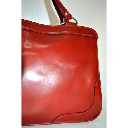 ΔΕΡΜΑΤΙΝΗ ΓΥΝΑΙΚΕΙΑ ΤΣΑΝΤΑ 