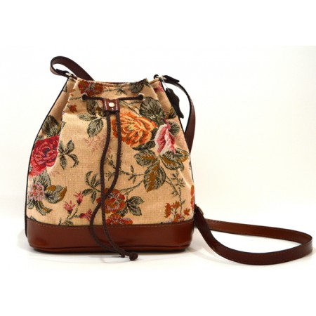 ΧΙΑΣΤΙ ΔΕΡΜΑΤΙΝΟ ΠΟΥΓΚΙ 