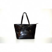 ΔΕΡΜΑΤΙΝΗ ΓΥΝΑΙΚΕΙΑ ΤΣΑΝΤΑ	