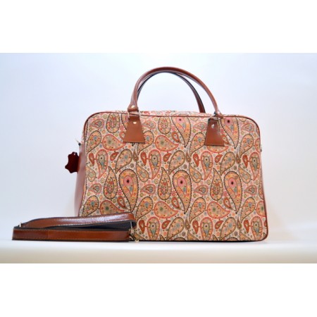 ΔΕΡΜΑΤΙΝΗ ΓΥΝΑΙΚΕΙΑ ΤΣΑΝΤΑ 